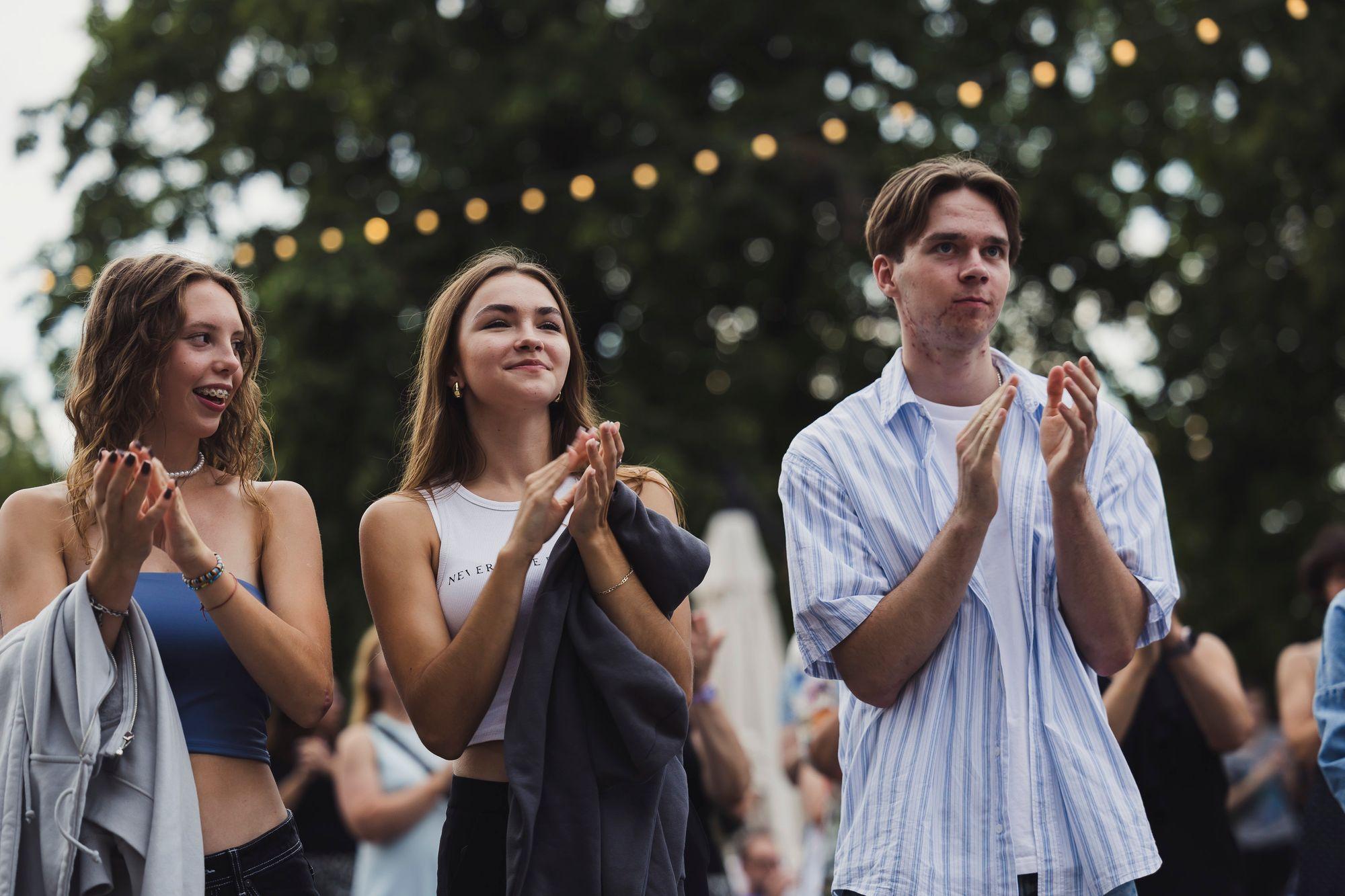Noortesumin: festivalimeik ning tutiloomade ja pehmete lillede töötuba