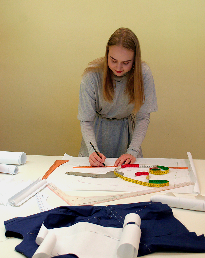 Naisterõivaste konstrueerimine