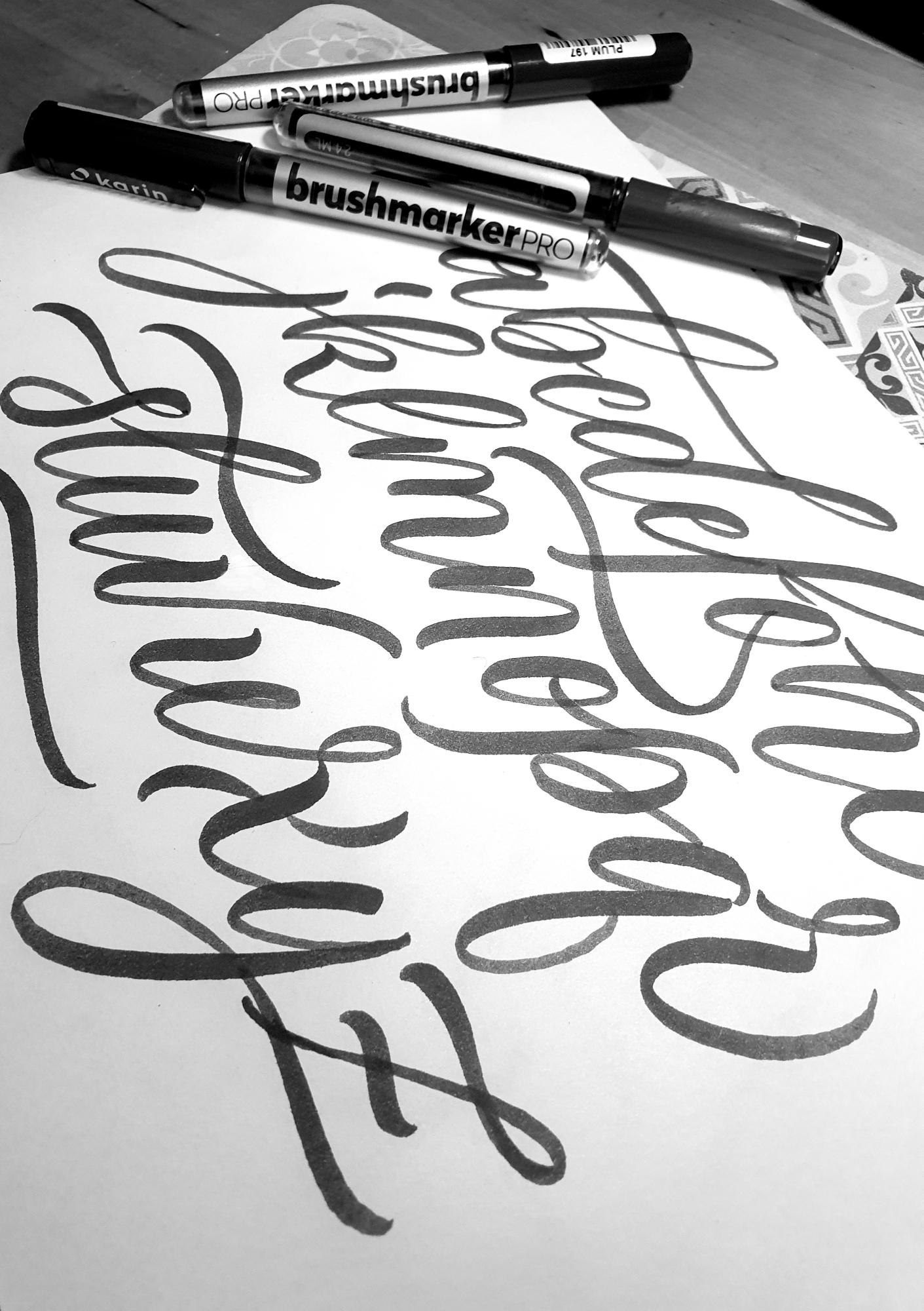 Pintselmarkeri kalligraafia: algajatele