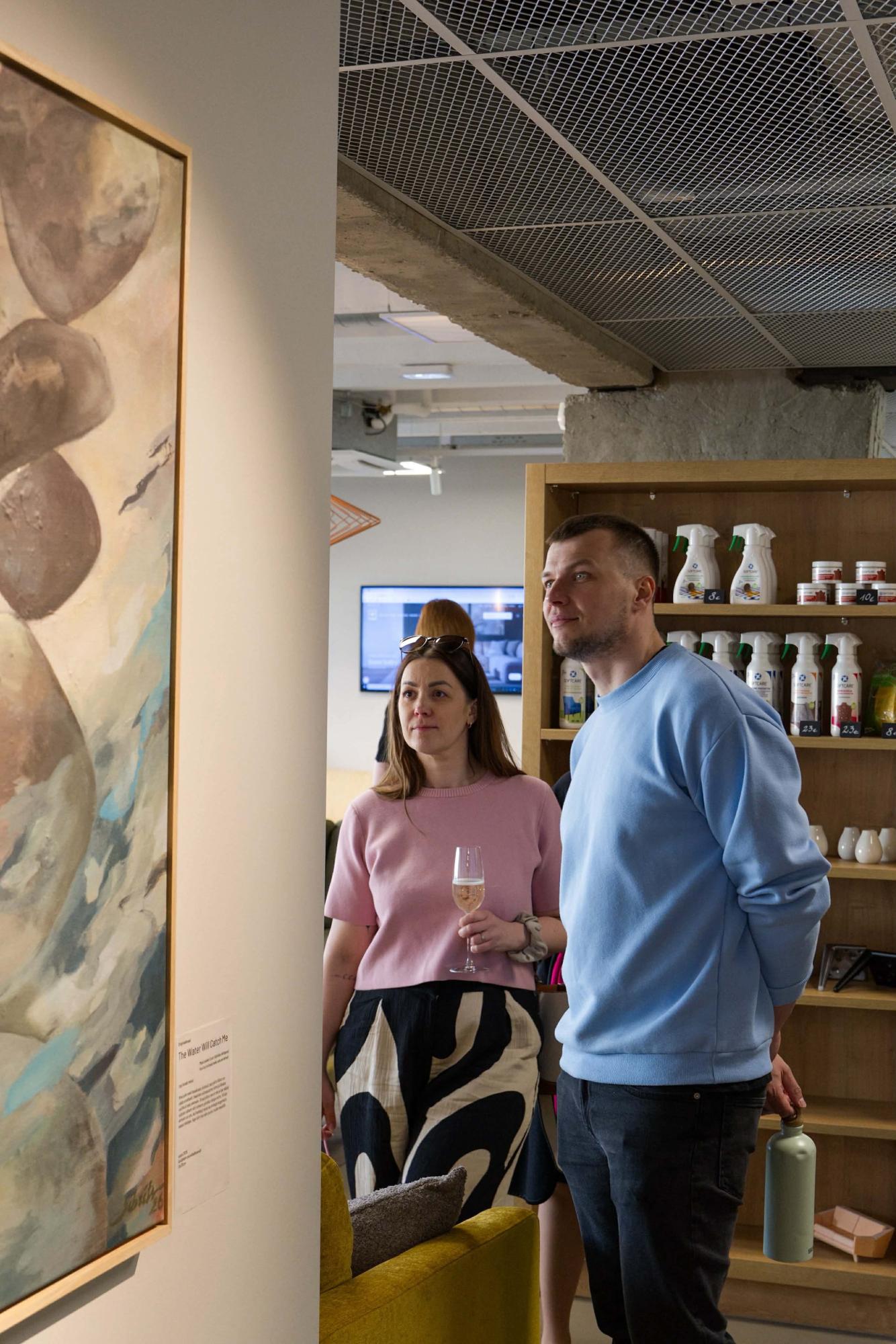 Kaari Sibrits “Kivid, millel seista”